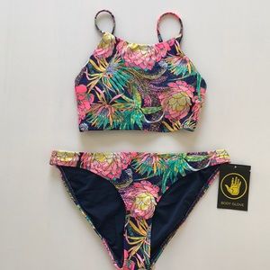 Body Glove 2 Piece Swimsuit - SizeM. New w/ tags.